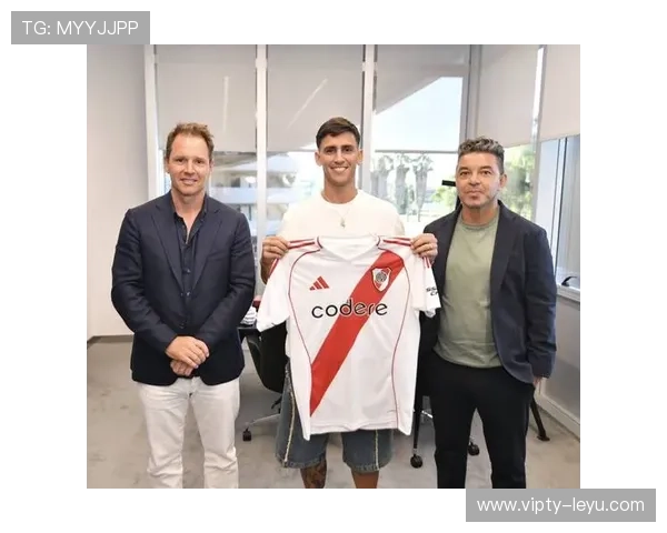 河床队新动向:豪门备战新赛季 河床队新动向:豪门备战新赛季